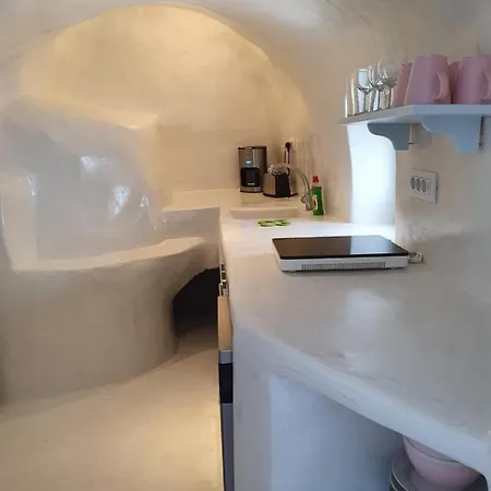 Nefeli Traditional Cave Apartamento Mesaria