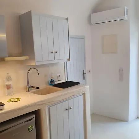 Apartment Nefeli Traditional Cave House *