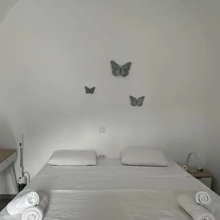 Apartment Nefeli Traditional Cave House